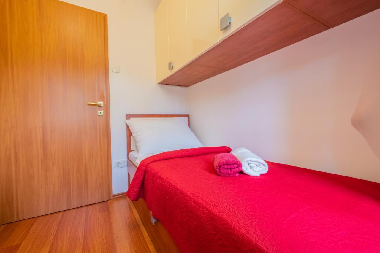 Apartments Laganini Novi Vinodolski Ngoại thất bức ảnh