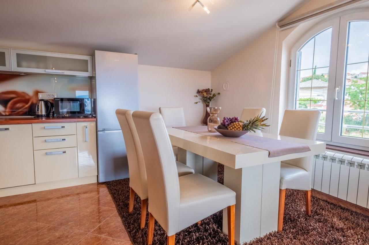 Apartments Laganini Novi Vinodolski Ngoại thất bức ảnh