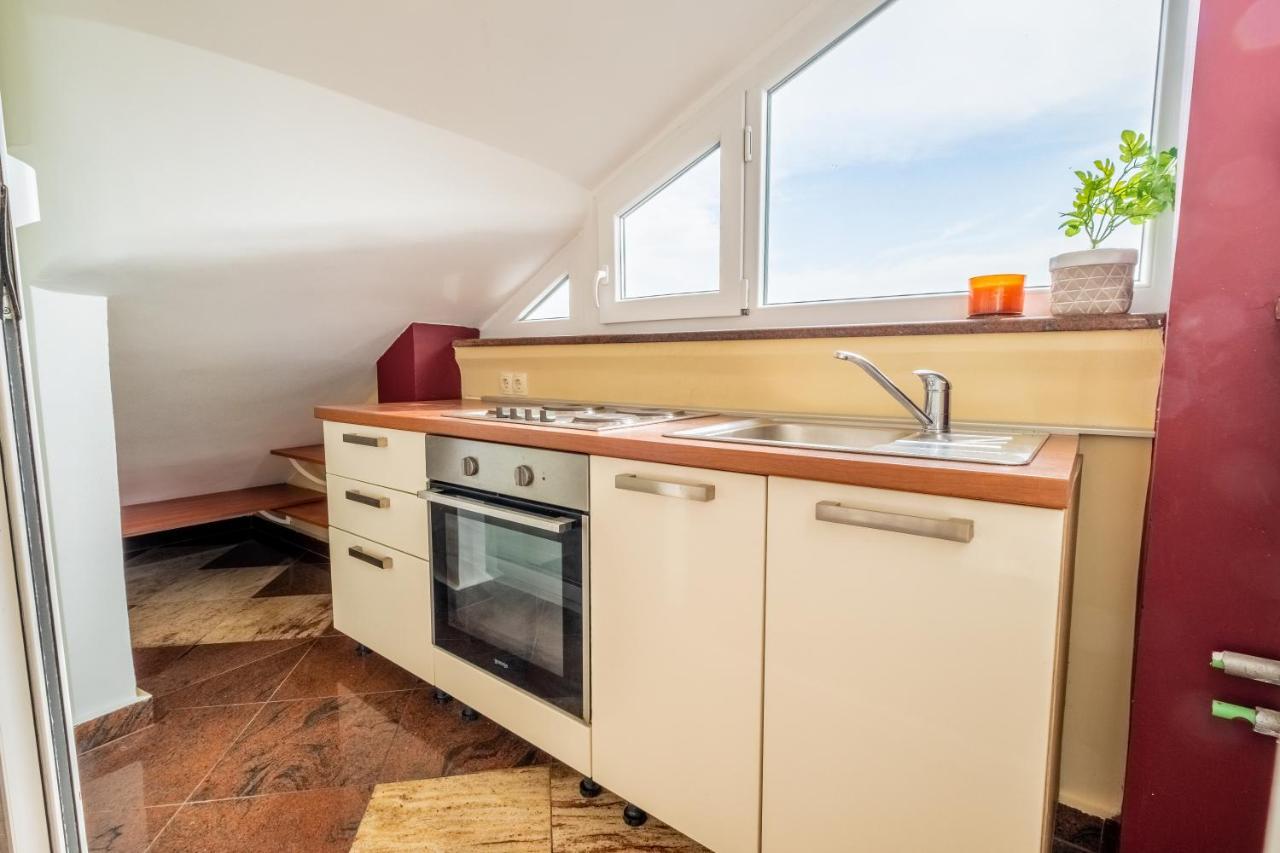 Apartments Laganini Novi Vinodolski Ngoại thất bức ảnh